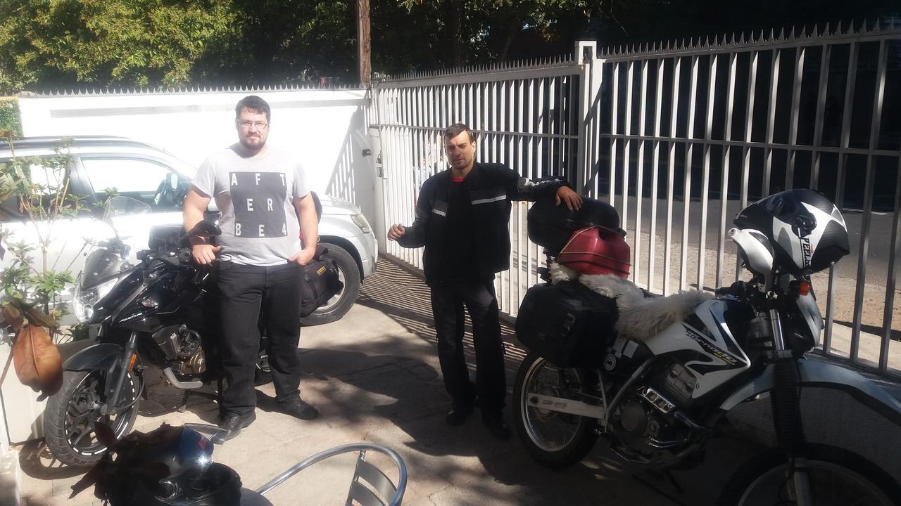 Trotamundos Hostal Santiago de Chile Zewnętrze zdjęcie